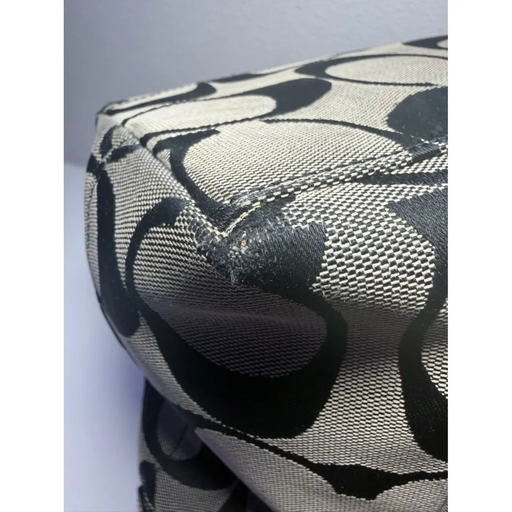 coach shoulder